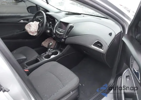 2019 Chevrolet Cruze Ls z USA, uszkodzony, nr VIN 3G1BC6SM9KS588889